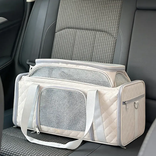 WAGNESTG  Classic Diamond Pattern Portable Cat Carrier Large-Capacity Expandable Pet Carrier Bag