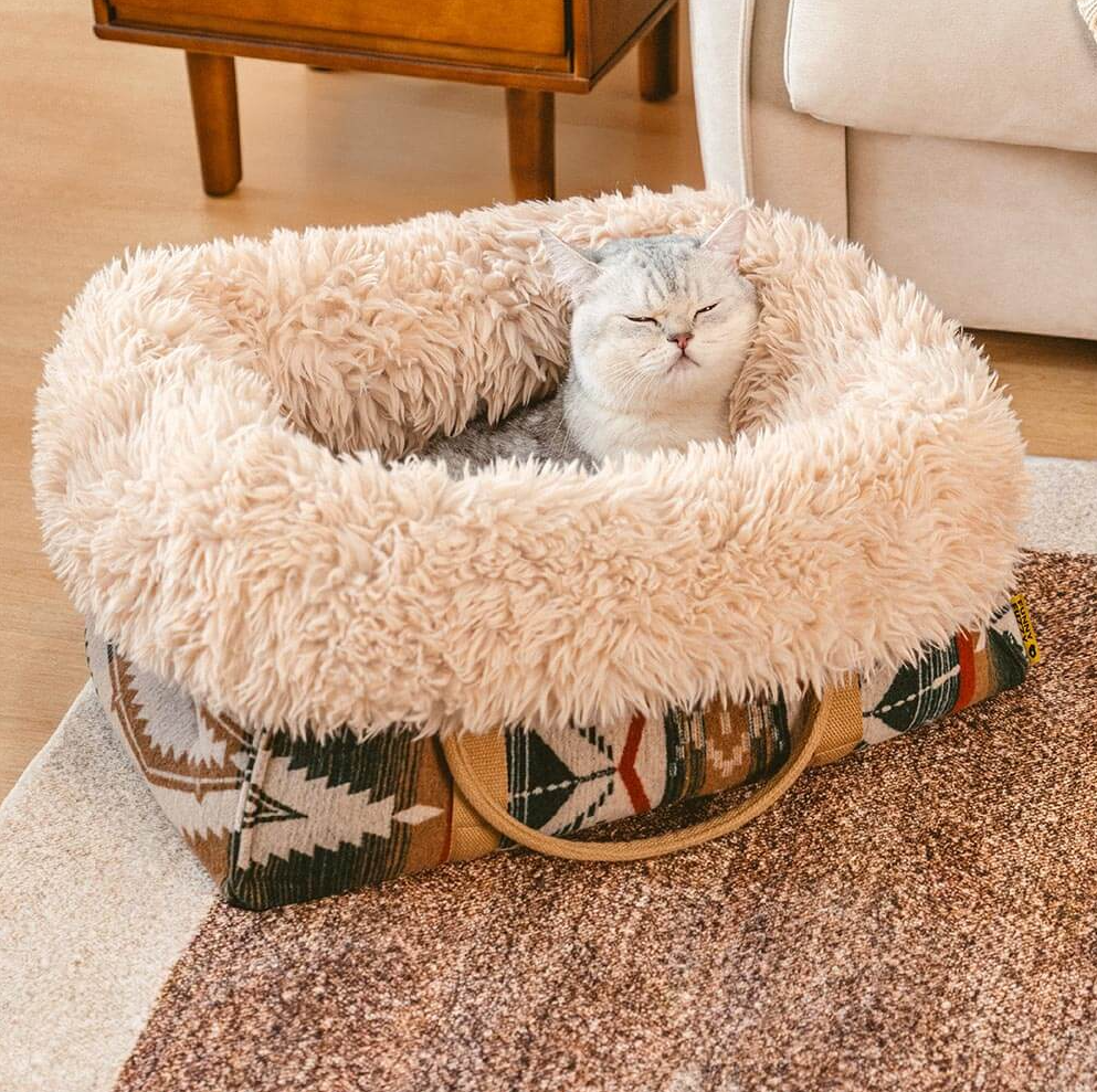 WAGNESTG  Large Reversible All-Season Indie Boho Cat Carrier