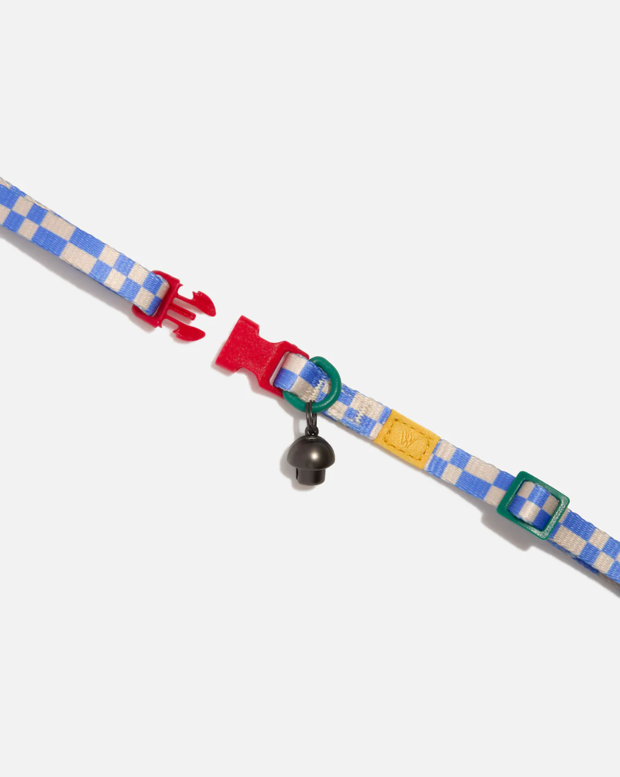 WAGNESTG  Breakaway Cat Collar